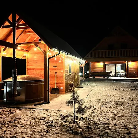 Dom Z Bala Sauna Jacuzzi Saunowisko Casa de Férias Biale Bloto (Olesnica)