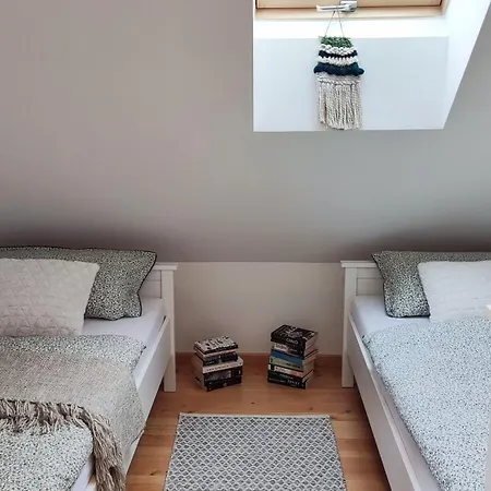 Сasa de vacaciones Dom Z Bala Sauna Jacuzzi Saunowisko Biale Bloto (Olesnica)