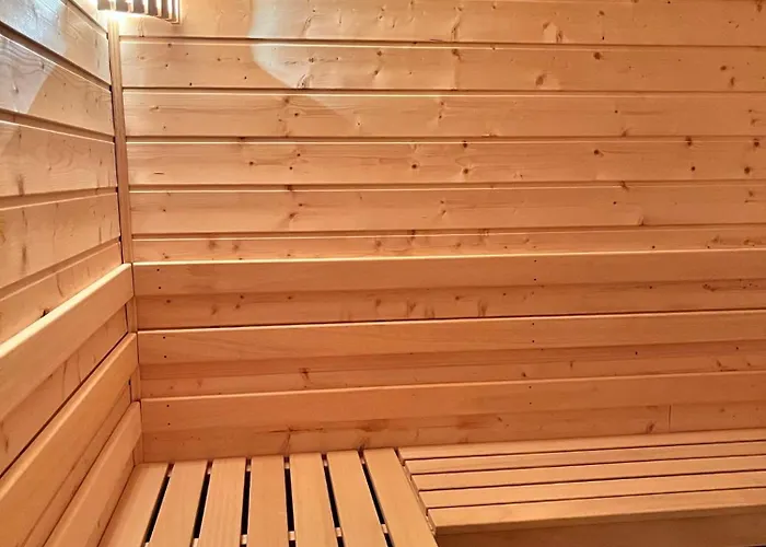 Dom Z Bala Sauna Jacuzzi Saunowisko *